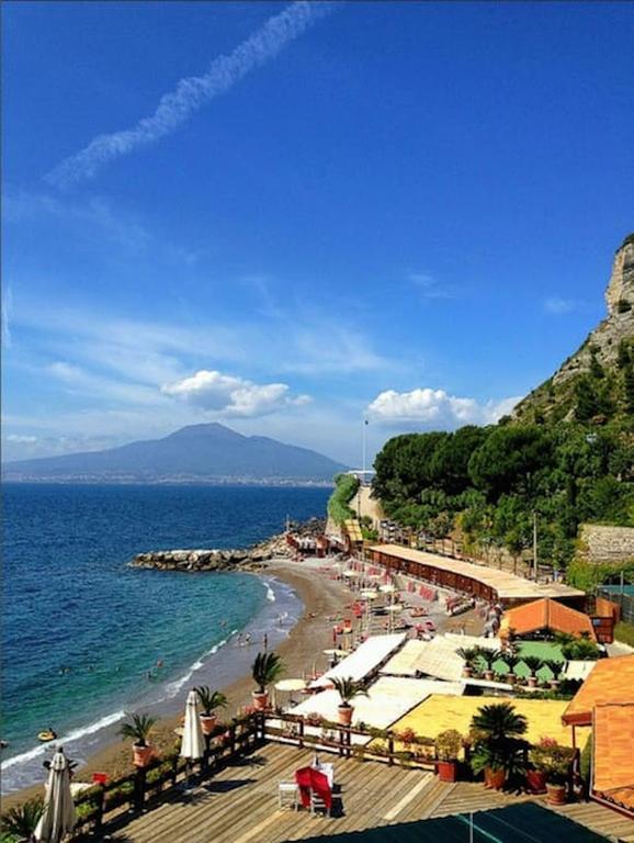 Villa Bikini On Sorrento Coast Vico Equense Bagian luar foto
